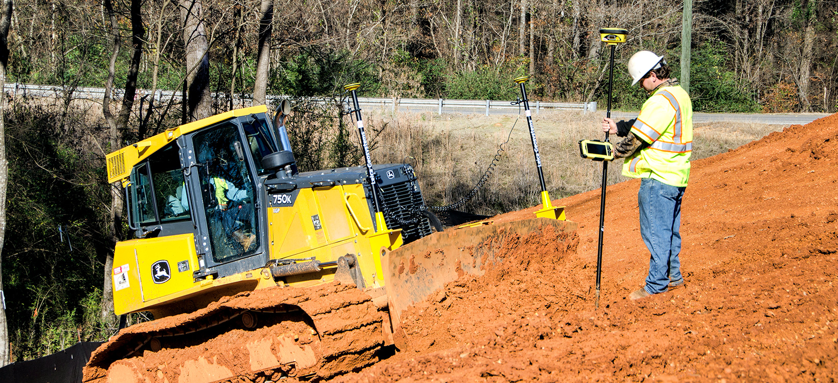 CONTENT IMAGE GNSS Networks 01